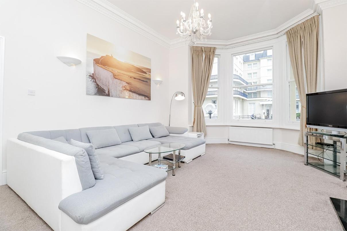 3 Queens Gardens Sea View Apartment Истбурн Экстерьер фото